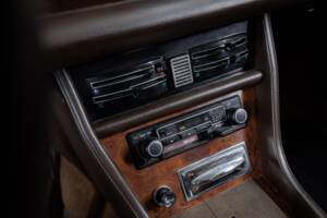 Image 11/24 de Peugeot 504 Coupé (1981)