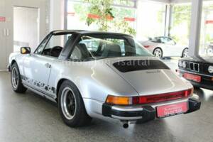 Immagine 4/15 di Porsche 911 Carrera 3.0 (1976)