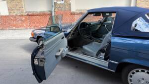 Image 36/88 of Mercedes-Benz 380 SL (1984)