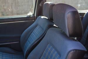 Bild 39/58 von Volkswagen Golf II GTi 1.8 (1988)