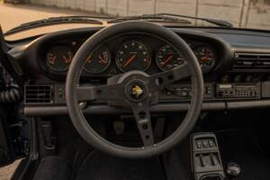 Bild 6/10 von Porsche 911 Carrera 4 (1989)