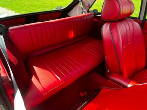 Image 19/38 of MG MGB GT V8 (1974)