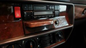 Bild 10/26 von Mercedes-Benz 250 GD (lang) (1989)