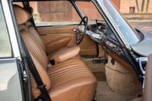 Image 36/44 of Citroën DS 21 (1968)