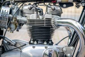 Bild 17/18 von Triumph T 120 Bonneville II (1969)