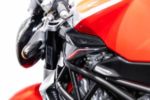 Image 27/47 of MV Agusta DUMMY (2006)