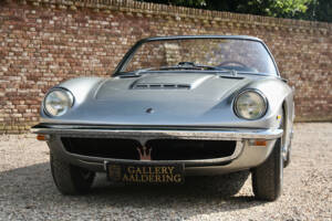 Image 35/50 of Maserati Mistral 3700 Spyder (1965)
