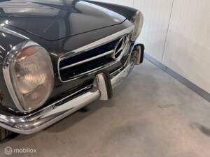 Image 34/40 of Mercedes-Benz 280 SL (1970)