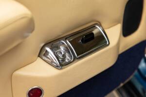Image 7/50 of Rolls-Royce Silver Shadow II (1979)