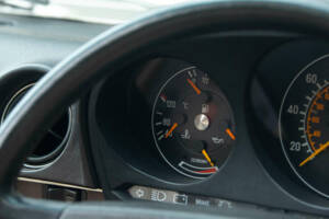 Imagen 31/50 de Mercedes-Benz 300 SL (1989)