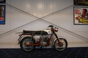 Image 2/28 of Puch M 125 (1968)