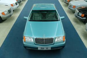 Bild 3/50 von Mercedes-Benz 300 SE (1991)