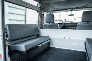Immagine 67/97 di Land Rover Defender 90 (1995)