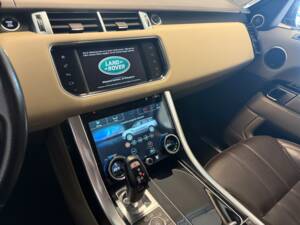 Image 12/18 of Land Rover Range Rover Sport V8 Supercharged (2016)