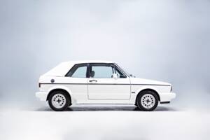 Image 10/37 of Volkswagen Golf Mk I Convertible 1.8 (1990)