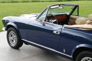 Image 19/50 of FIAT 124 Spider CS1 (1978)