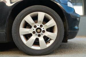 Image 9/41 of BMW 318i (2004)