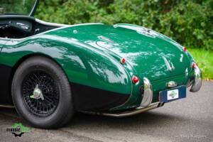 Image 40/59 of Austin-Healey 100&#x2F;6 (BN6) (1958)
