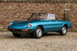 Image 27/50 of Alfa Romeo 2000 Spider Veloce (1981)