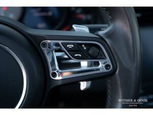 Image 14/44 of Porsche 911 Carrera S (2016)