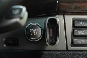 Image 50/50 de BMW 745d (2005)