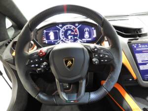 Bild 6/15 von Lamborghini Revuelto (2024)