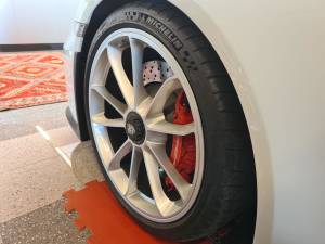 Imagen 14/21 de Porsche 911 GT3 Touring (2018)