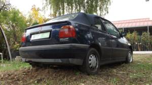 Image 39/50 of Volkswagen Golf III Cabrio 1.6 (1996)