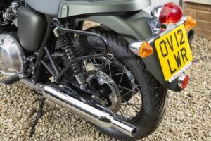 Imagen 23/38 de Triumph Bonneville T100 McQueen (2012)