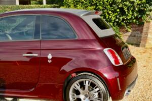 Immagine 17/50 di Abarth 695 &quot;Edizione Maserati&quot; (2013)
