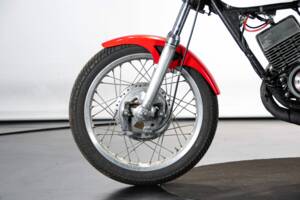 Imagen 24/50 de Yamaha 175 GP Special (1975)