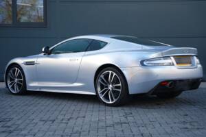 Immagine 2/50 di Aston Martin DBS (2011)