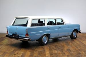 Bild 6/35 von Mercedes-Benz 230 S Universal (1968)
