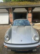 Image 43/47 of Porsche 911 Turbo 3.3 (1983)