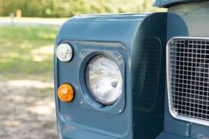 Bild 45/50 von Land Rover 88 (1980)