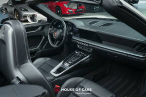 Immagine 17/23 di Porsche 911 Carrera (2019)