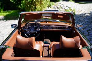Image 8/11 of Mercedes-Benz 280 SL (1969)