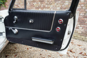 Immagine 16/50 di Chevrolet Corvette Sting Ray (1963)