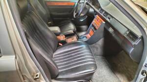 Immagine 4/4 di Mercedes-Benz 300 D (1991)
