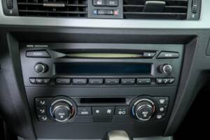 Afbeelding 24/50 van BMW 325i (2007)