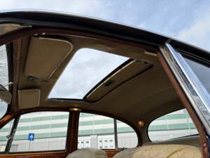 Afbeelding 11/25 van Jaguar Mk II 3.4 (1961)