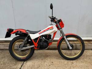 Image 1/34 of Honda TLR 200 (1983)