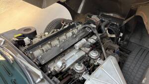 Image 61/81 de Jaguar Type E (2+2) (1969)