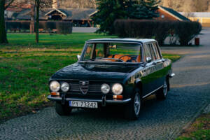 Image 7/78 of Alfa Romeo 1750 Berlina (1970)