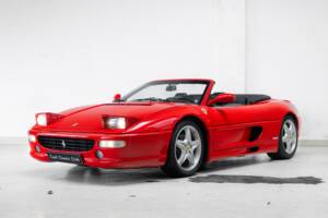 Image 2/50 of Ferrari F 355 Spider (1999)