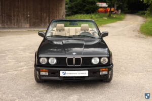Bild 5/83 von BMW 325i (1990)