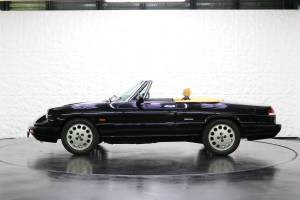 Imagen 2/38 de Alfa Romeo 2.0 Spider (1990)