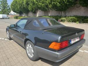 Image 6/6 de Mercedes-Benz SL 280 (1995)