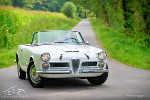 Image 14/55 of Alfa Romeo 2000 Spider (1959)