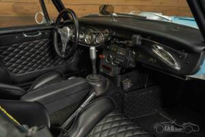 Image 14/19 of Austin-Healey 3000 Mk II (BJ7) (1964)
